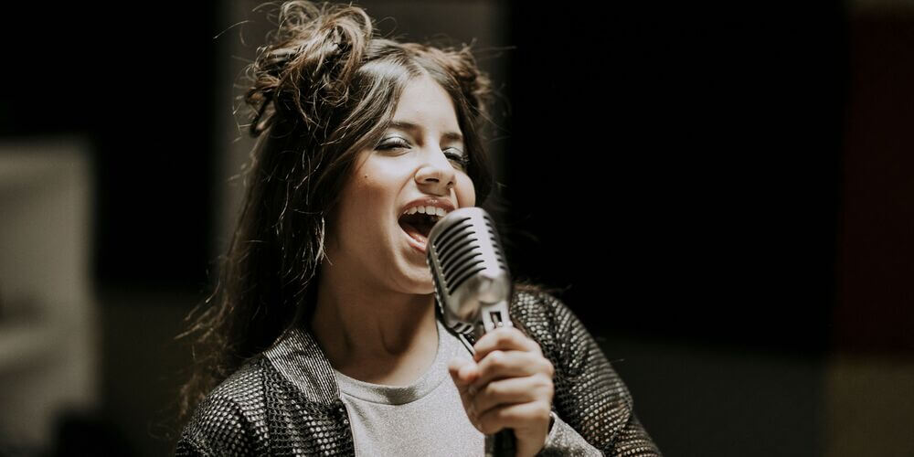 Singing , Speaking and Breathing