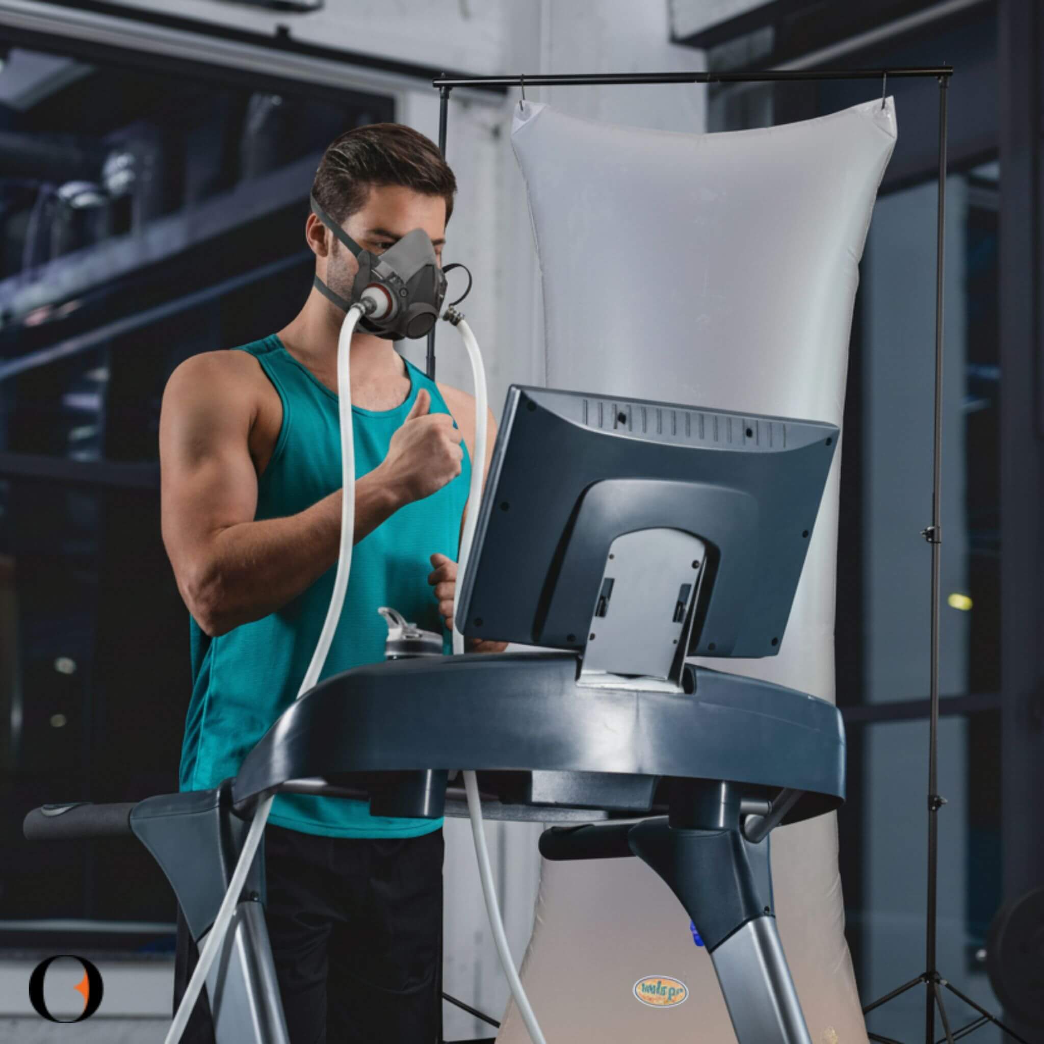 Man doing Exercise with Oxygen Therapy on a treadmill